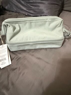 BEIS Slate Canvas Travel Dopp Kit